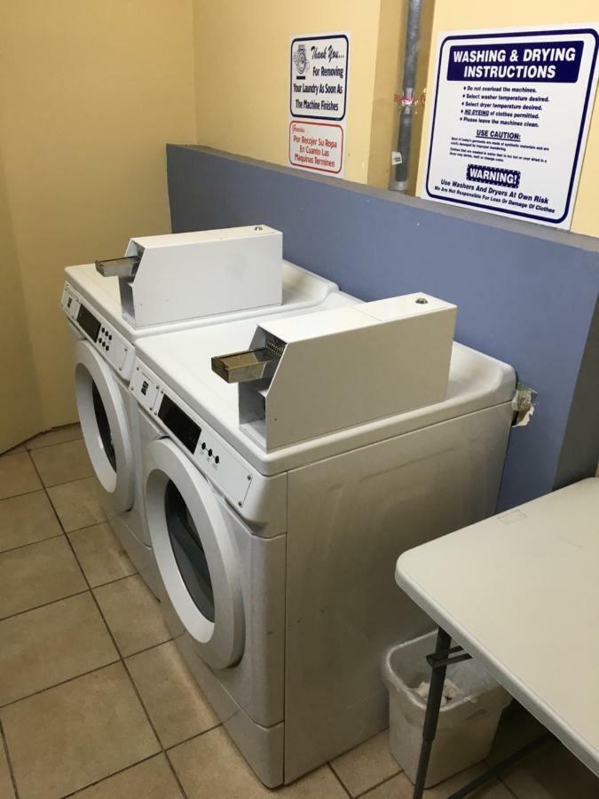 Days Inn & Suites By Wyndham Tampa - Ybor City Εξωτερικό φωτογραφία